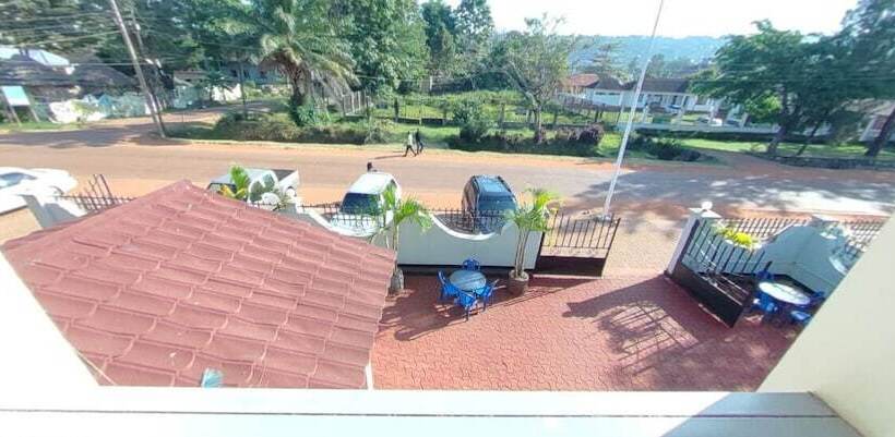 فندق New Coffee Tree