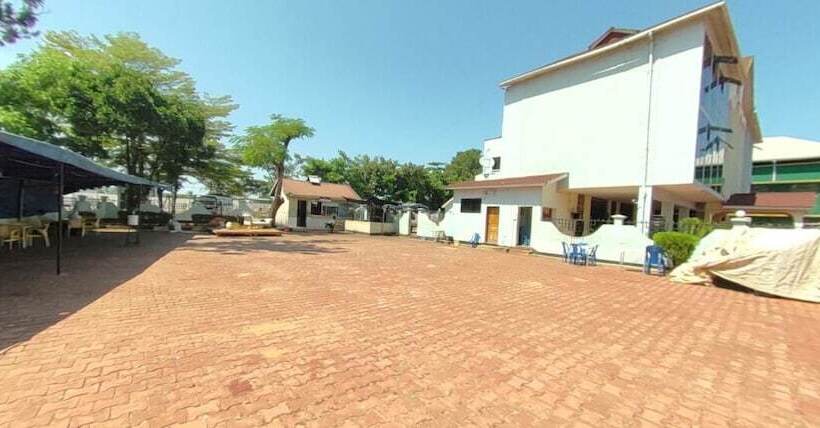 فندق New Coffee Tree