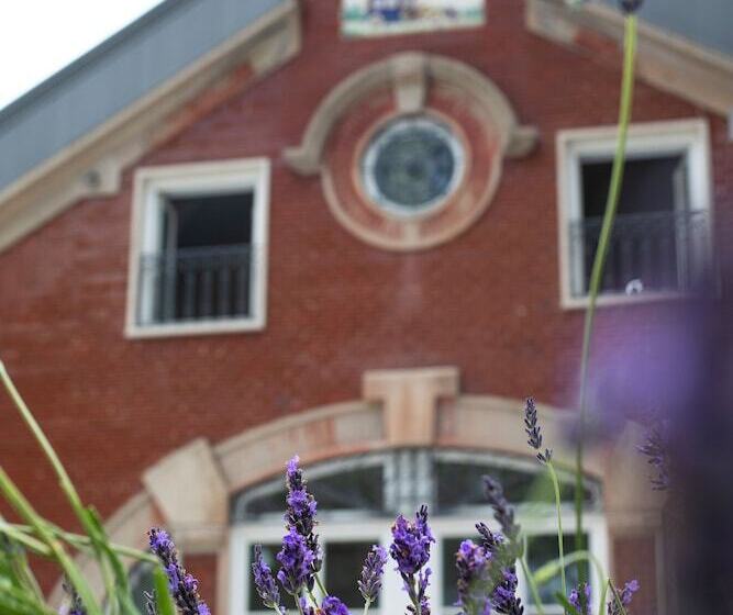 هتل One Shot Palácio Cedofeita