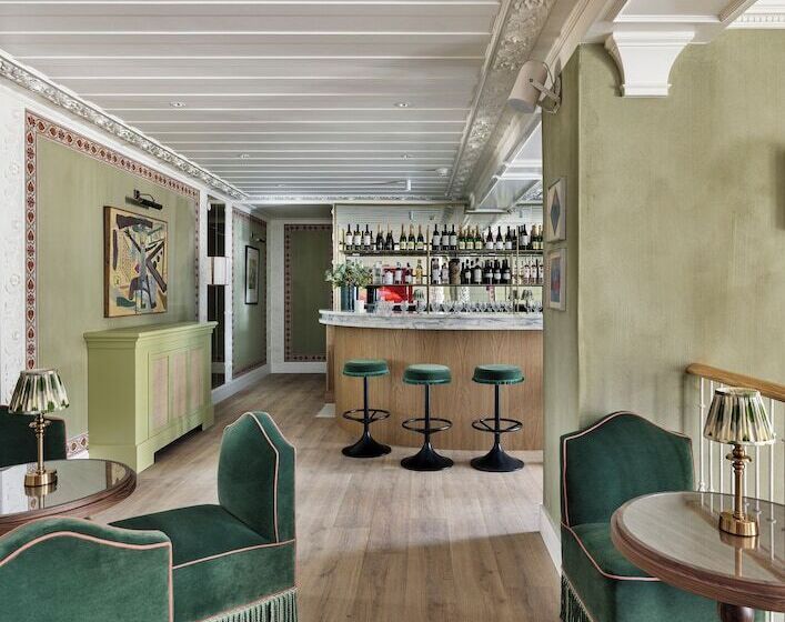 هتل One Shot Palácio Cedofeita