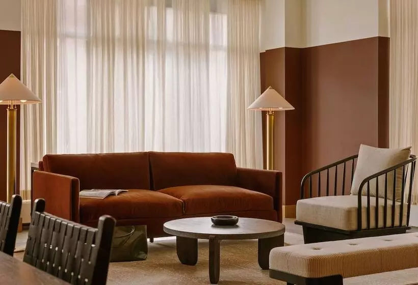 Hotelli Sonder The Fitz