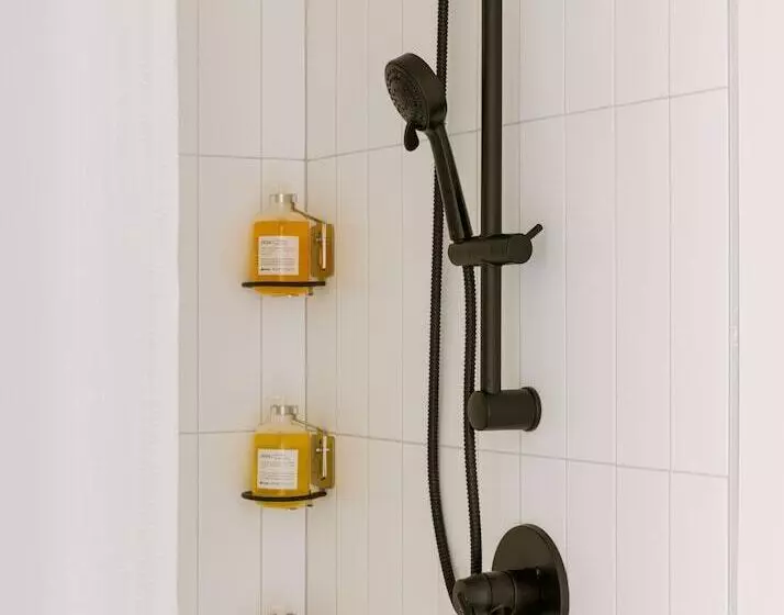 Hotelli Sonder The Fitz