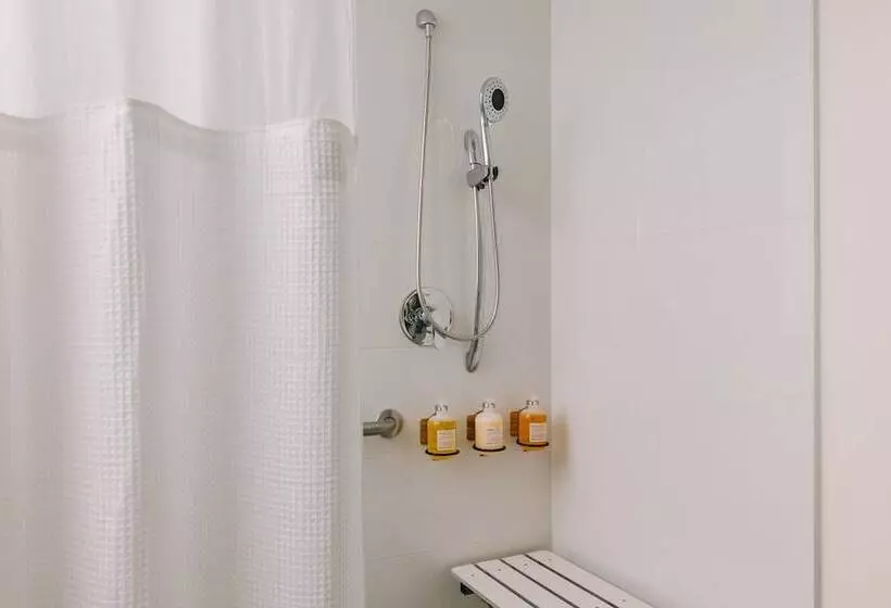 Hotelli Sonder The Fitz