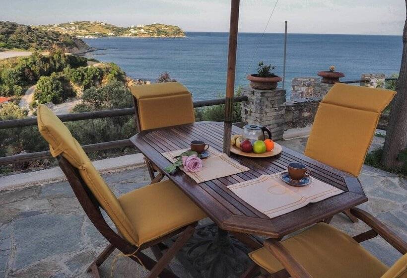 Отель Sonia Rustic Mansion   5bd 30 Sec Walk To Beach