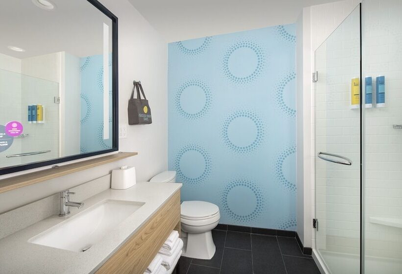 Отель Tru By Hilton Jacksonville Airport I 95