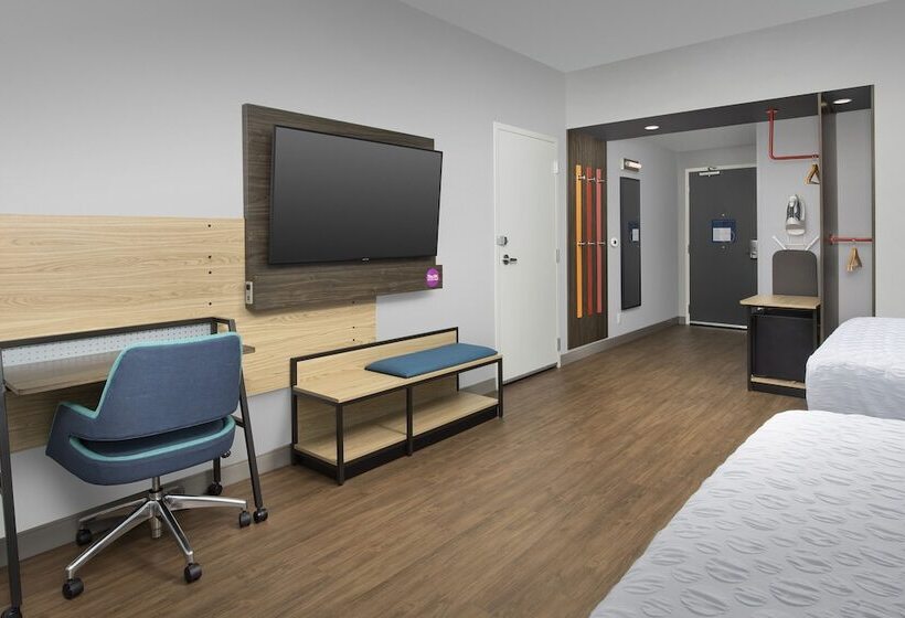 Отель Tru By Hilton Jacksonville Airport I 95