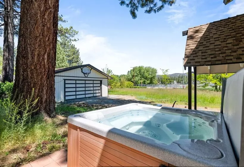 Lakeview Cabin