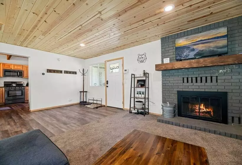 Lakeview Cabin