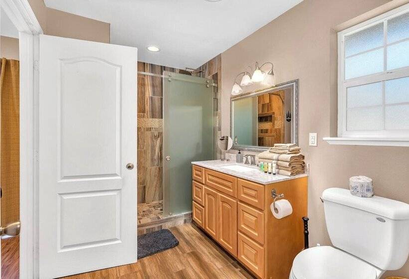 Immersed In Nature! Manzanita Cabin W/hot Tub