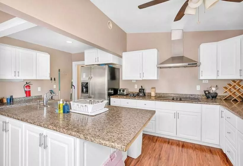 Immersed In Nature! Manzanita Cabin W/hot Tub