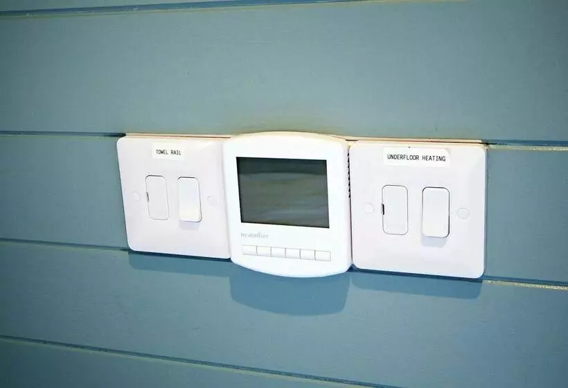 Ocean View 5   1 Bed Pod   Llanrhidian