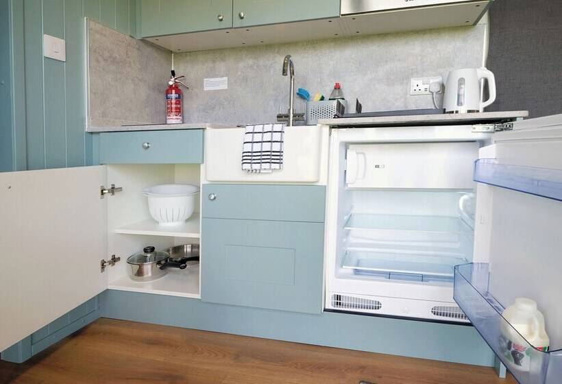 Ocean View 5 1 Bed Pod Llanrhidian