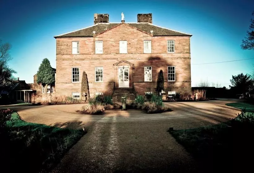 Majatalo Newton Hall Courtyard Rooms