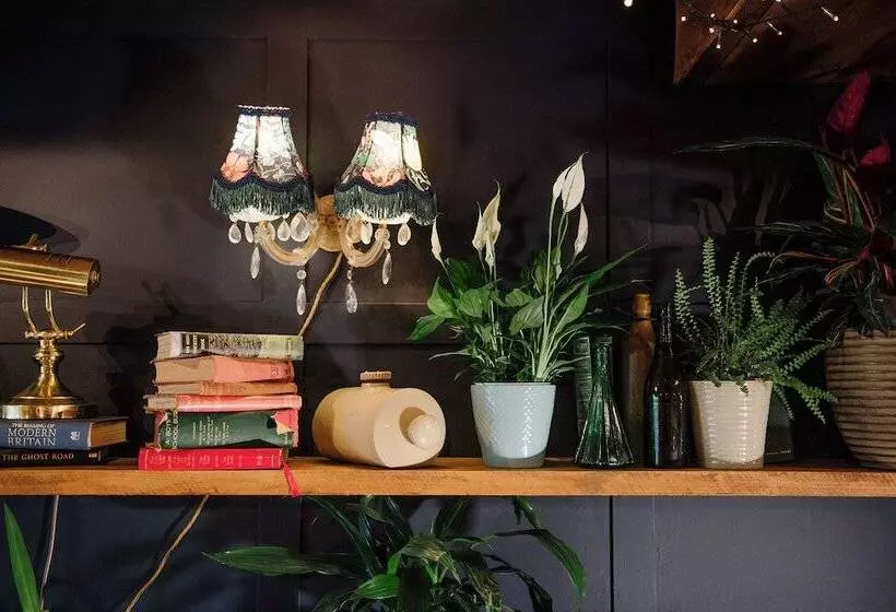 Majatalo Newton Hall Courtyard Rooms