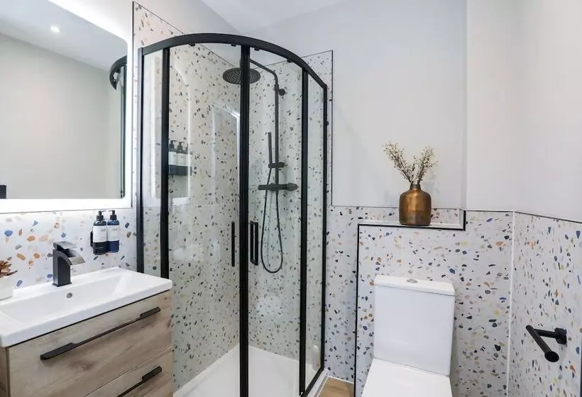 レジデンス Spa Like Bathrooms & Luxurious Accommodation