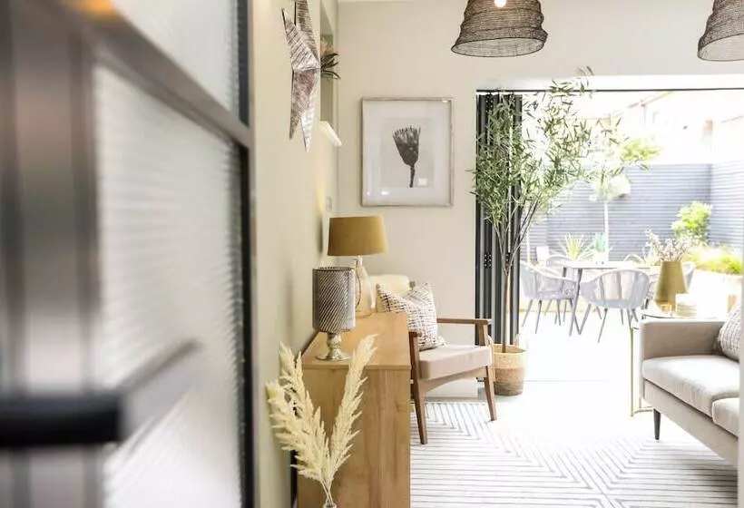 レジデンス Spa Like Bathrooms & Luxurious Accommodation