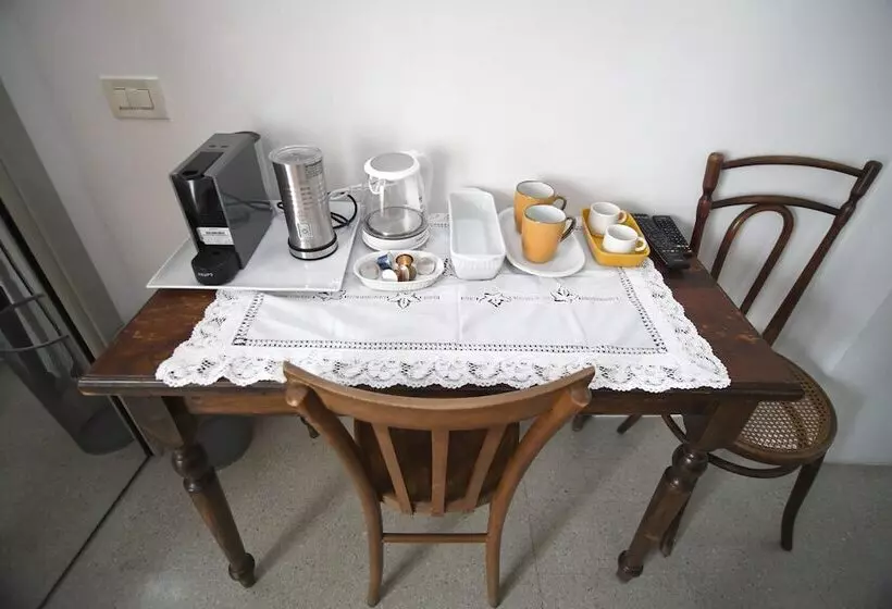 Aamiaismajoitus (B&B) Domo Peonia Bianca