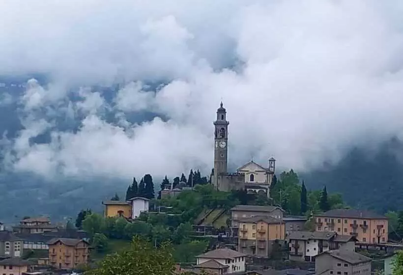 Aamiaismajoitus (B&B) Il Castello Di Venere