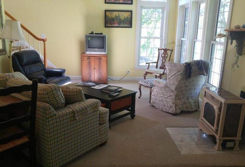 Bed and Breakfast Harpswell Inn