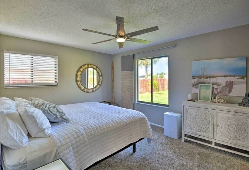 Bright Ormond Beach Home ~ 14 Mi To Daytona!