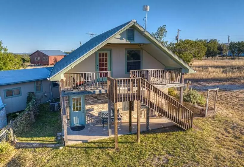 Cozy Cottage Beautiful Views Minutes To Dntwn!