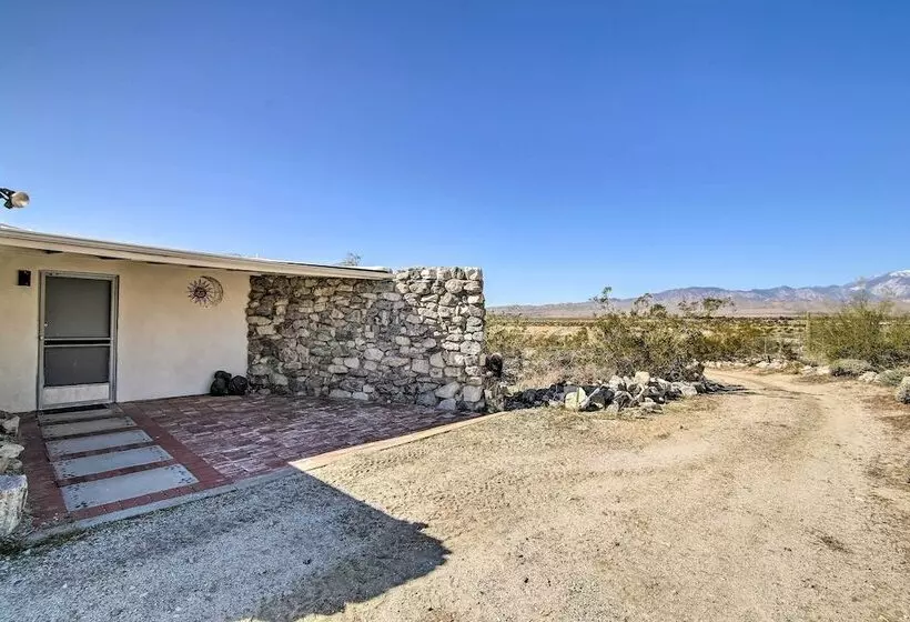 Eccentric Desert Hot Springs Home W/ Patio, Views