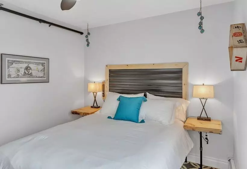 Highliner Hotel   Queen Suites