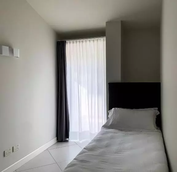 簡易ホテル Palma Mysuite Lago Di Garda