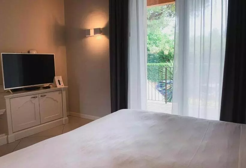 簡易ホテル Palma Mysuite Lago Di Garda