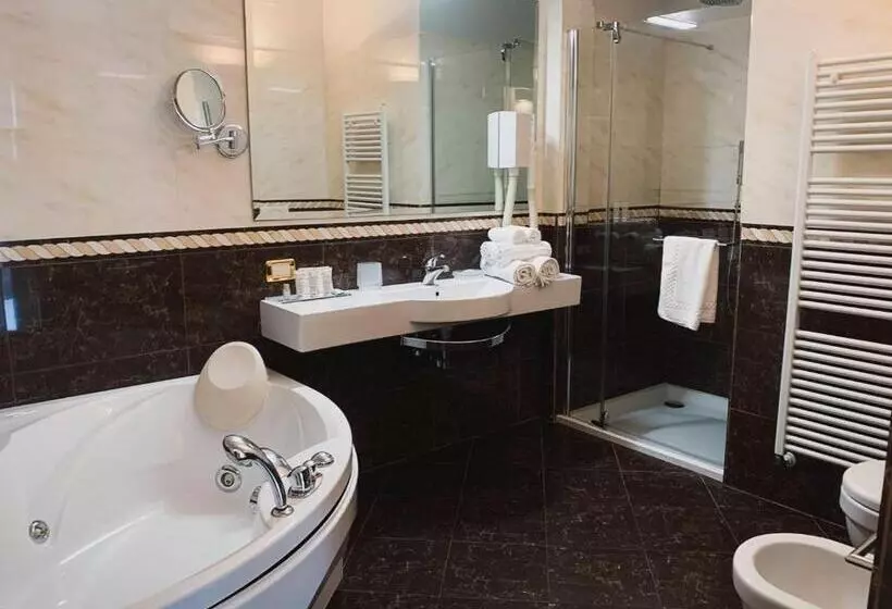 簡易ホテル Palma Mysuite Lago Di Garda