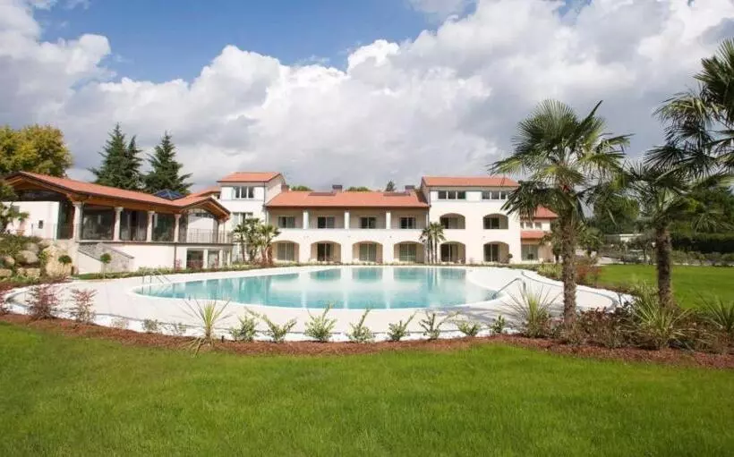 簡易ホテル Palma Mysuite Lago Di Garda