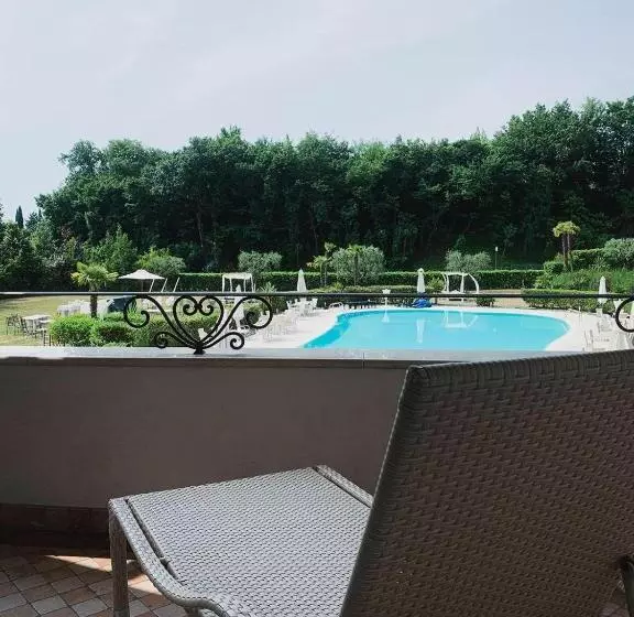 簡易ホテル Palma Mysuite Lago Di Garda