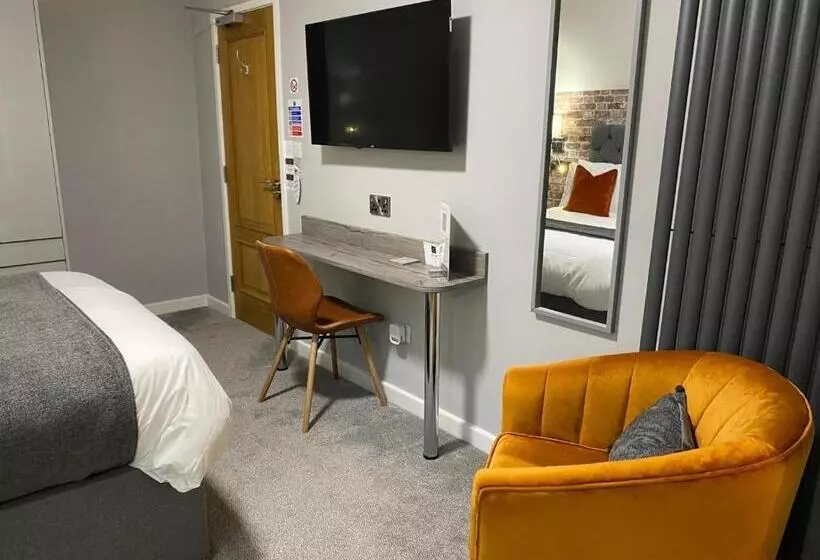 ホテル Chequers Lodge  Dalton In  Furness  Self Check In