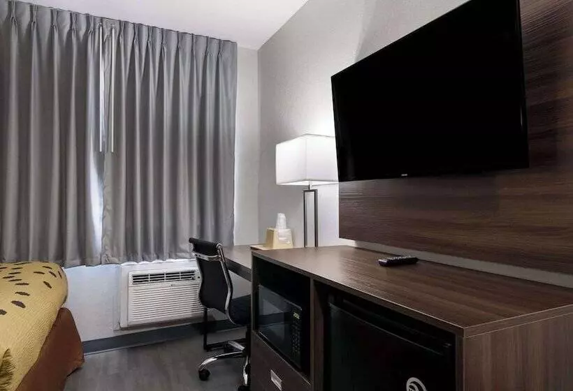 هتل Econo Lodge Portage