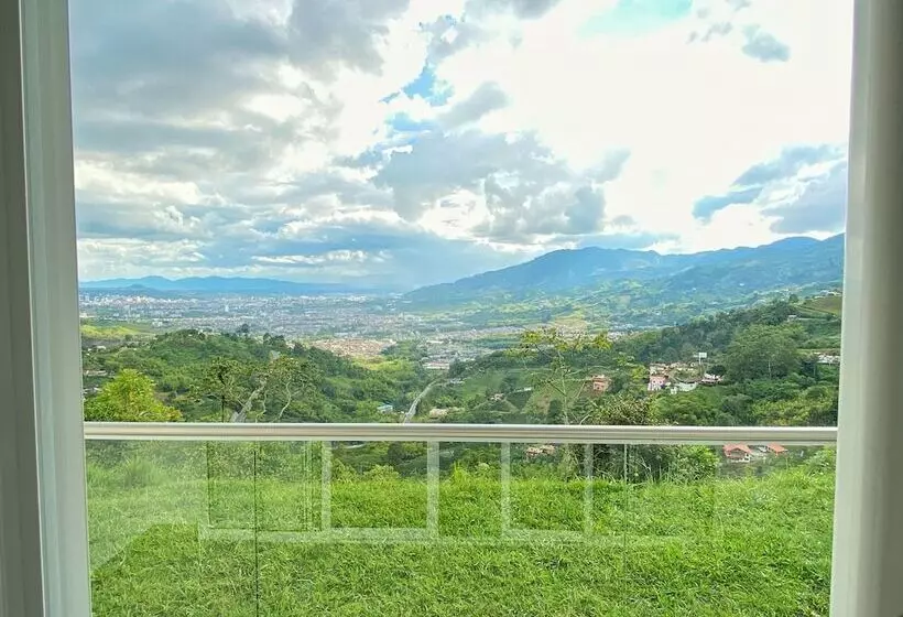 ホテル Entre Lomas