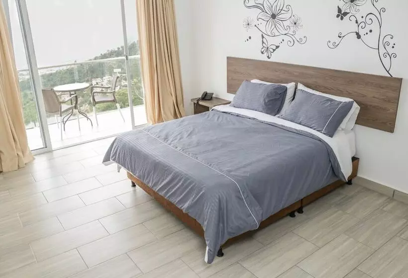 ホテル Entre Lomas