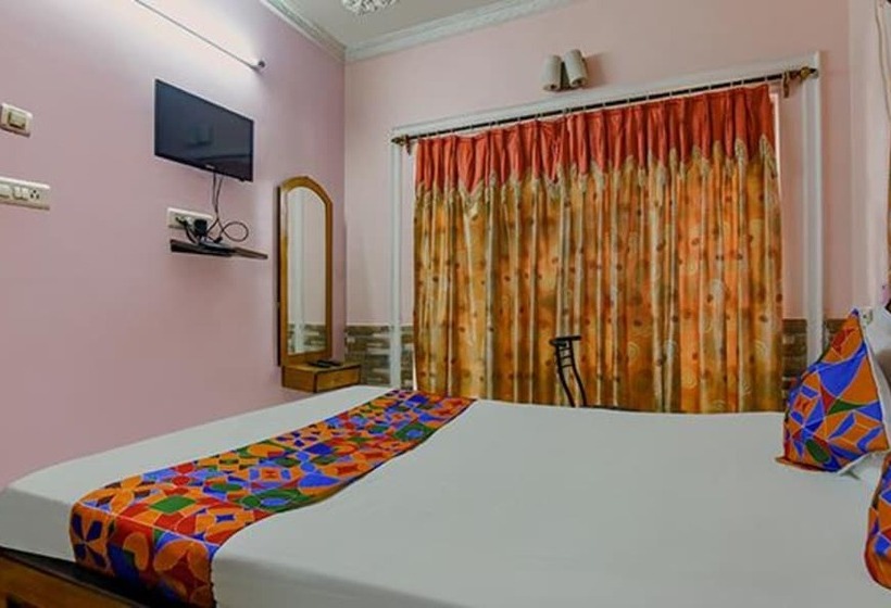 Отель Fabexpress Elite Stay I