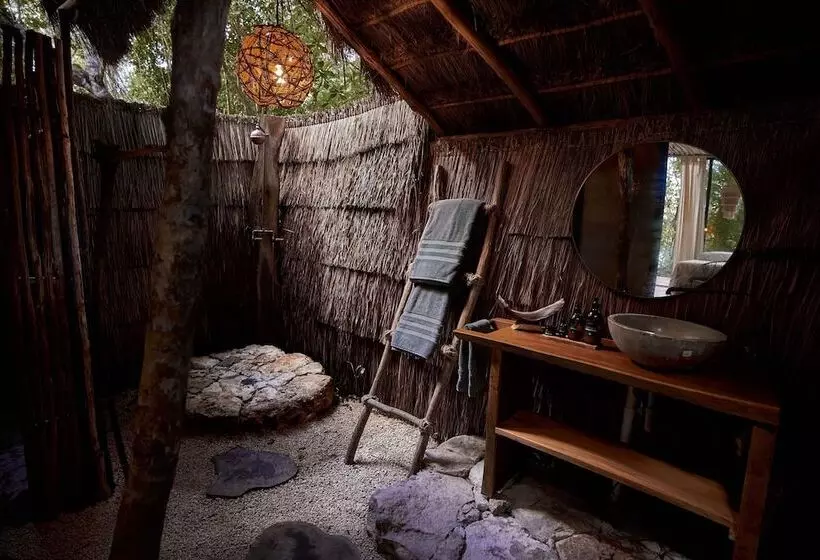 Hotelli Kapok Bacalar – Plant Based