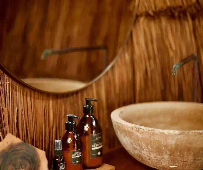 Hotelli Kapok Bacalar – Plant Based