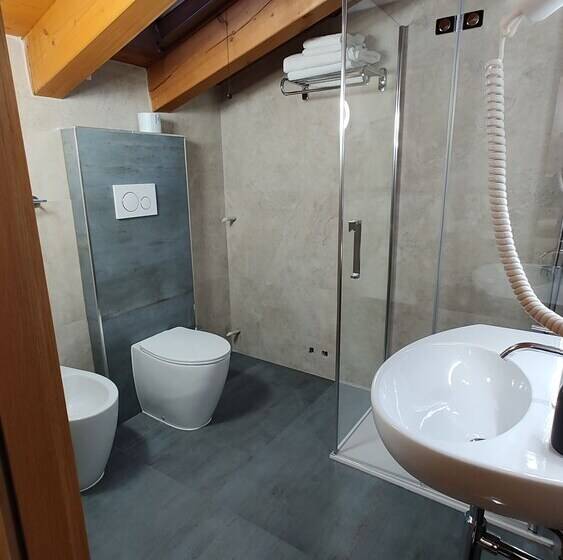 Maaseutuhotelli Faedis