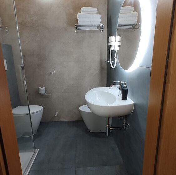 Maaseutuhotelli Faedis