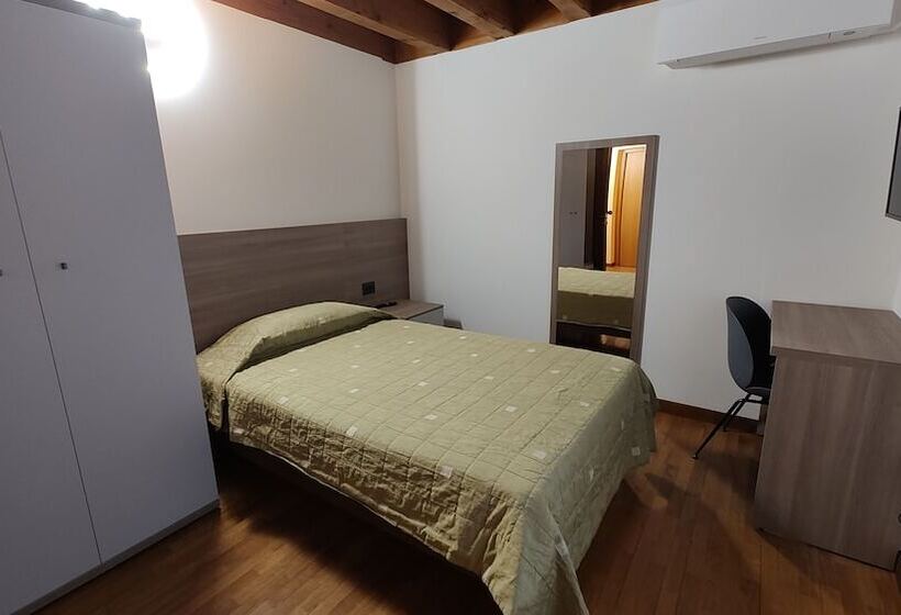 Maaseutuhotelli Faedis