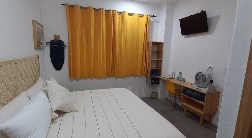 Отель Santa Cecilia