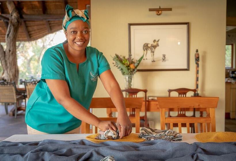 호텔 Shimungwe Lodge