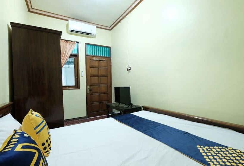 בית מלון כפרי Spot On 92068 Pudja Kesuma Homestay Syariah Yogyakarta