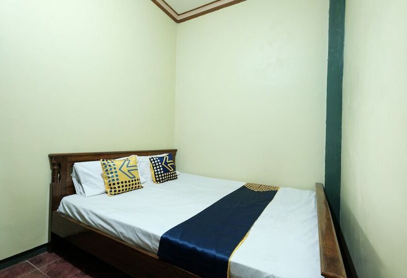 בית מלון כפרי Spot On 92068 Pudja Kesuma Homestay Syariah Yogyakarta