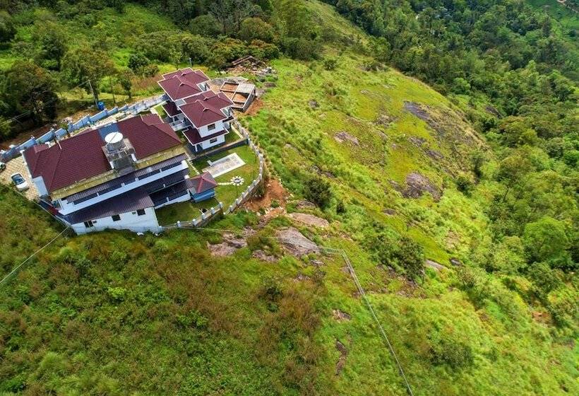 Отель The Windy Mist Resort Munnar