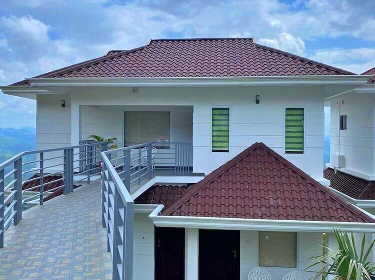 Отель The Windy Mist Resort Munnar