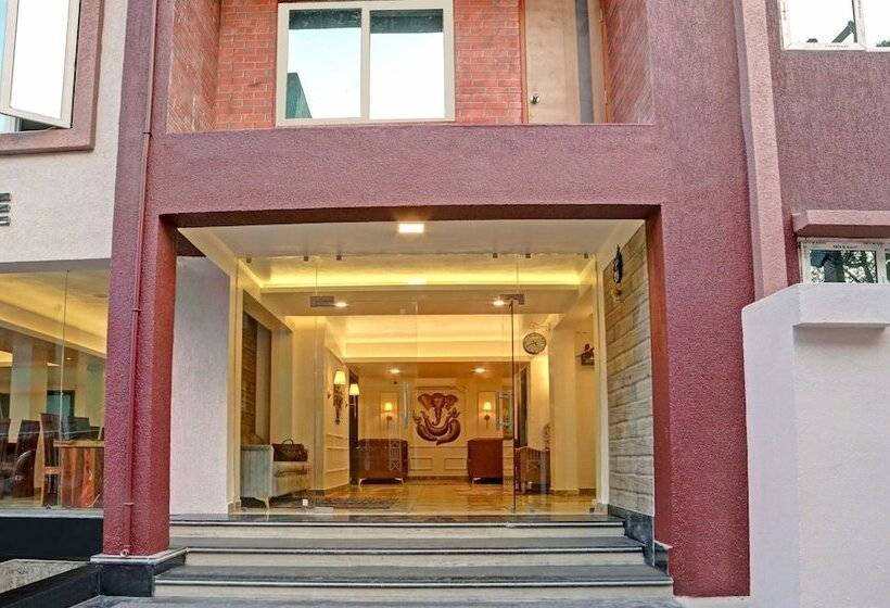 Hotell Treebo Lazystay Elite