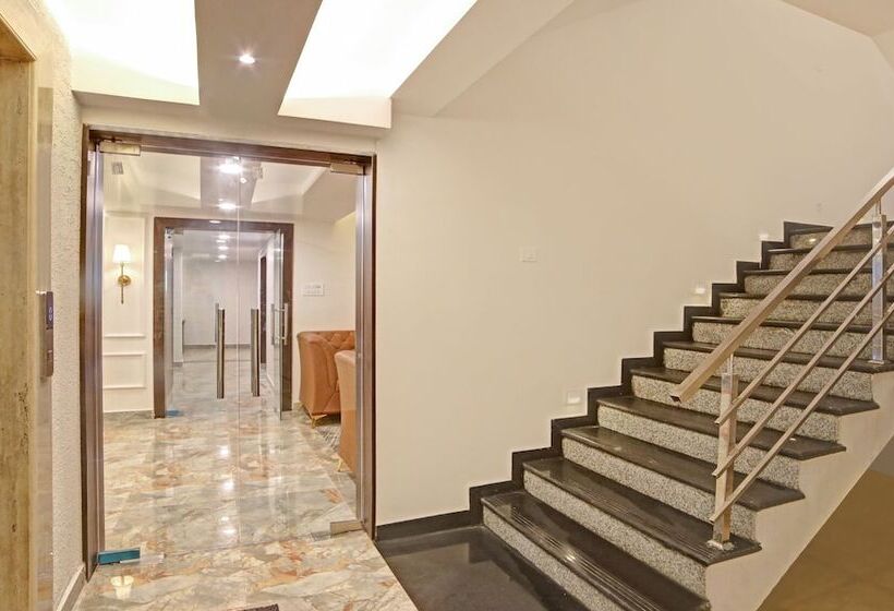 Hotell Treebo Lazystay Elite